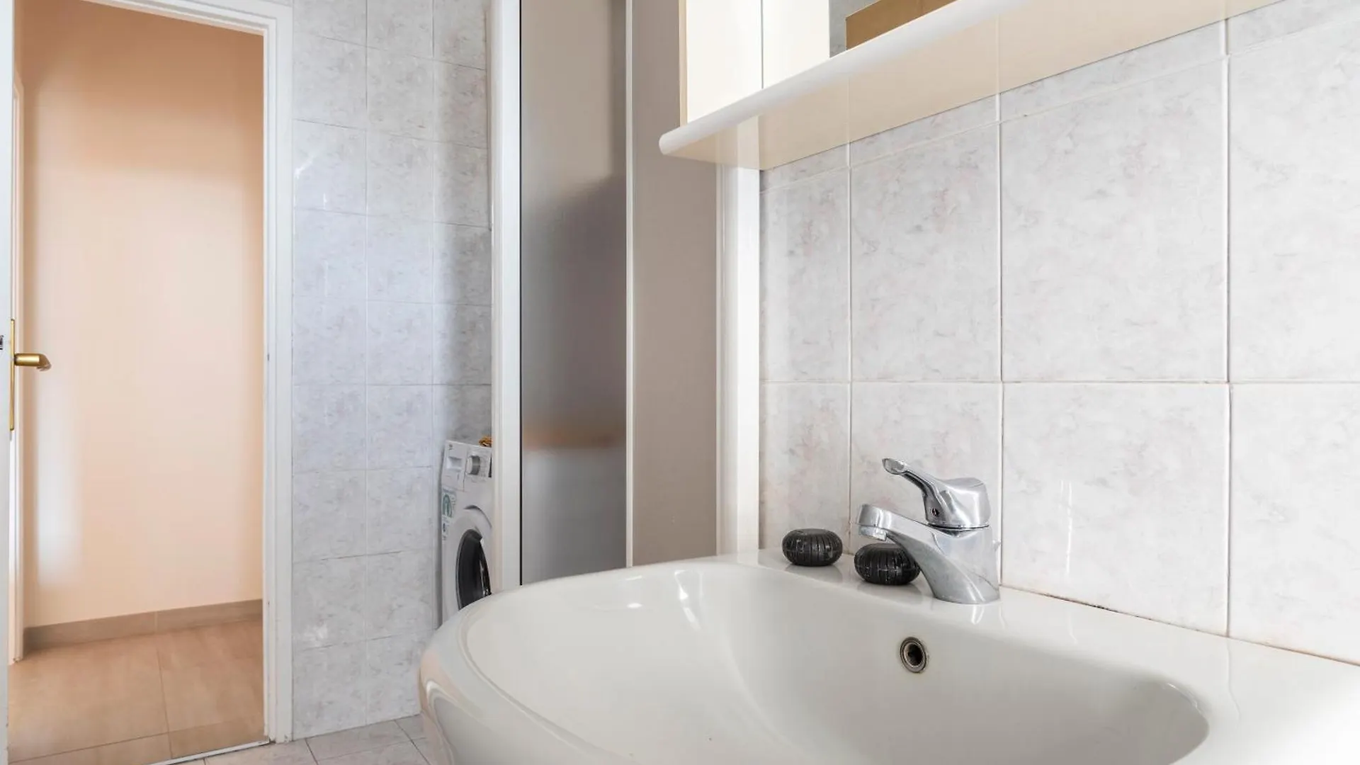 Conchetta Flexyrent - Aircon - Wifi - Navigli Apartment Milan